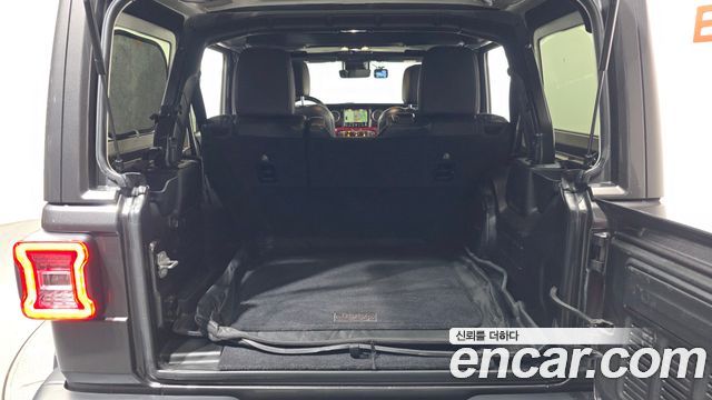 Jeep Wrangler (JL) 2.0 Overland 4Door 2019 — фото 24