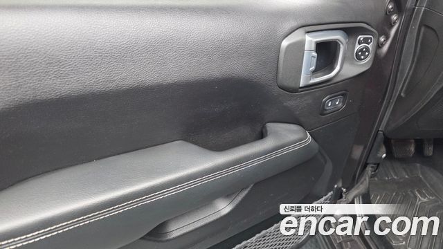 Jeep Wrangler (JL) 2.0 Overland 4Door 2019 — фото 30