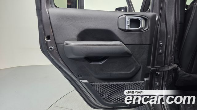 Jeep Wrangler (JL) 2.0 Overland 4Door 2019 — фото 31