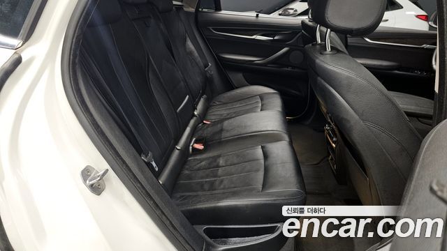 BMW X6 (F16) xDrive 30d 2017 — фото 11