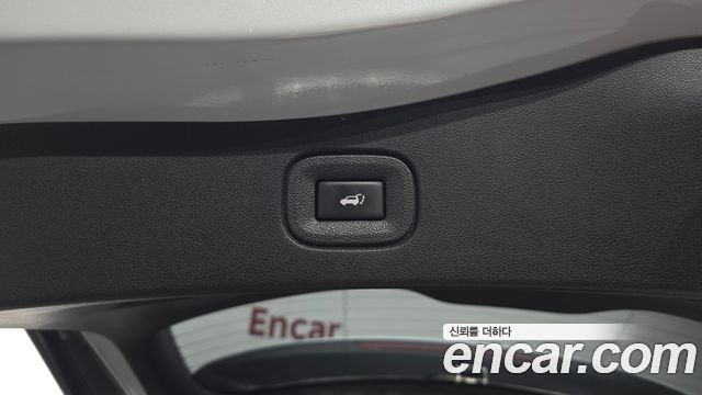 Renault Korea QM6 2.0 GDe PREMIERE 2WD 2020 — фото 19