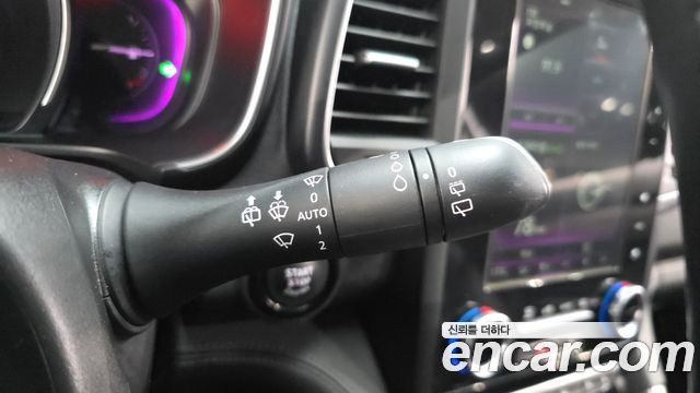 Renault Korea QM6 2.0 GDe PREMIERE 2WD 2020 — фото 27