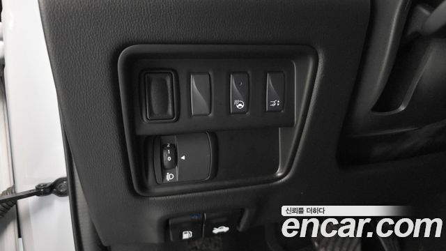 Renault Korea QM6 2.0 GDe PREMIERE 2WD 2020 — фото 31