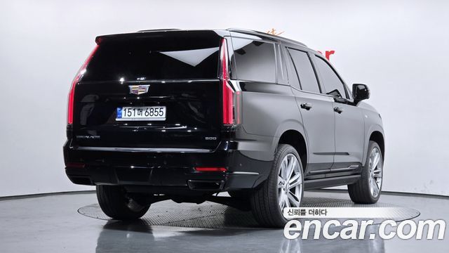 Cadillac Escalade (V) 6.2 Sports Platinum 2025 — фото 2