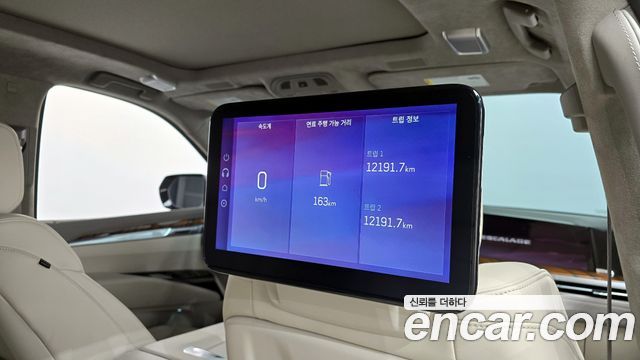 Cadillac Escalade (V) 6.2 Sports Platinum 2025 — фото 14