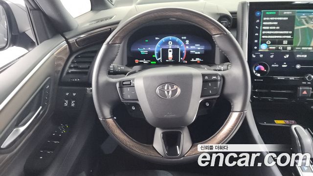 Toyota Alphard (IV) 2.5 HEV Executive AWD 2024 — фото 13
