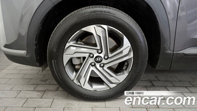 Hyundai Santa Fe Gasoline 2.5T 2WD Exclusive 2023 — фото 5