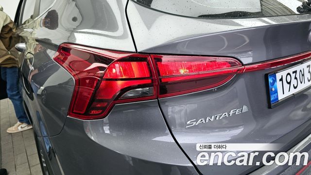 Hyundai Santa Fe Gasoline 2.5T 2WD Exclusive 2023 — фото 23