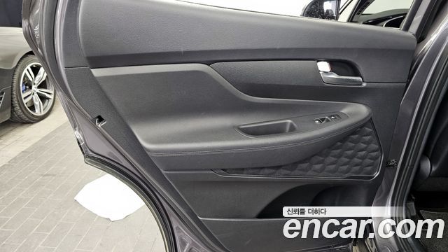 Hyundai Santa Fe Gasoline 2.5T 2WD Exclusive 2023 — фото 25