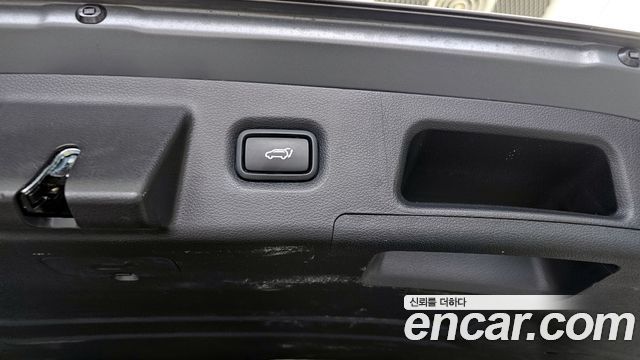 Hyundai Santa Fe Gasoline 2.5T 2WD Exclusive 2023 — фото 32
