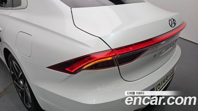 Hyundai Grandeur Hybrid (IG) Le Blanc 2022 — фото 23