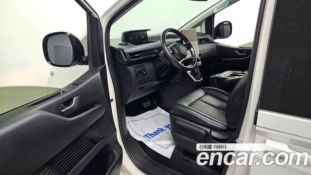 Hyundai Staria Tourer 11-Seater Modern 2022 — фото 10