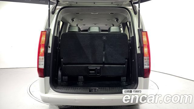 Hyundai Staria Tourer 11-Seater Modern 2022 — фото 20