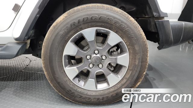 Jeep Wrangler (JL) 2.0 Overland 4Door 2019 — фото 21