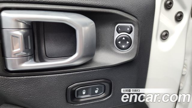 Jeep Wrangler (JL) 2.0 Overland 4Door 2019 — фото 29