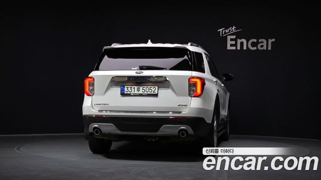 Ford Explorer (VI) 2.3 LimIted 4WD 2021 — фото 4