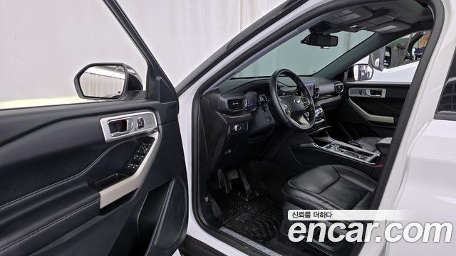 Ford Explorer (VI) 2.3 LimIted 4WD 2021 — фото 10