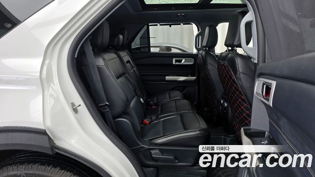 Ford Explorer (VI) 2.3 LimIted 4WD 2021 — фото 15