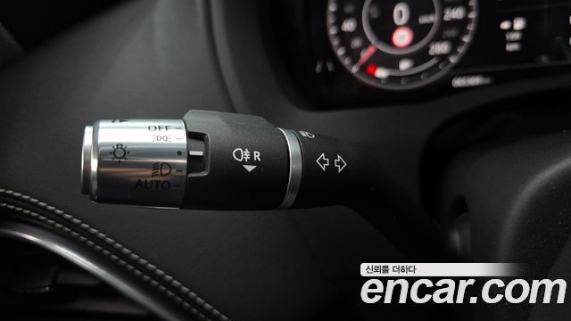 Jaguar XE D180 R-Dynamic S 2020 — фото 32
