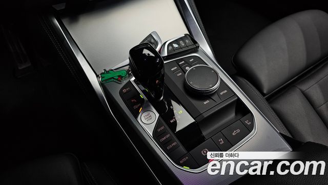 BMW 4 Series (G22) 420i M Sport Convertible 2023 — фото 9
