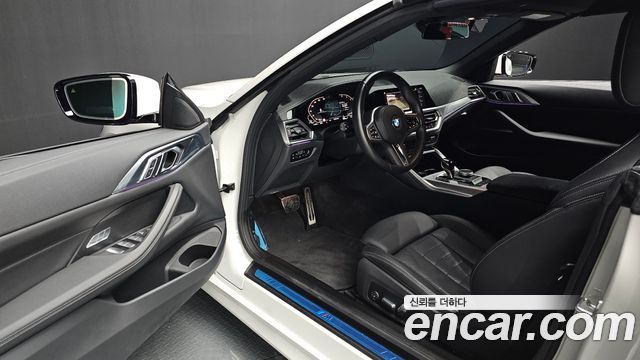 BMW 4 Series (G22) 420i M Sport Convertible 2023 — фото 11