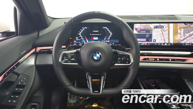 BMW 5 Series (G60) 530i xDrive M Sport 2024 — фото 13