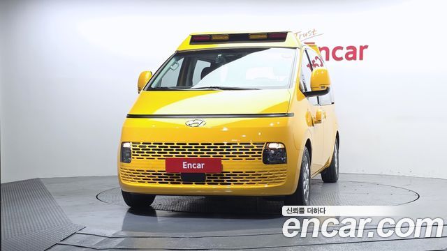 Hyundai Staria L3.5  Kinder Safety Car 11-Seater 2024 — фото 3