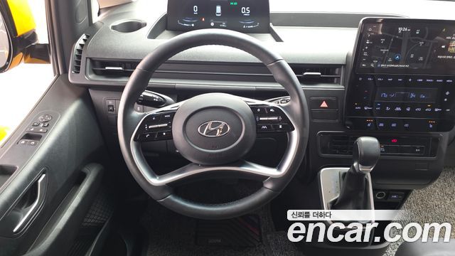 Hyundai Staria L3.5  Kinder Safety Car 11-Seater 2024 — фото 13