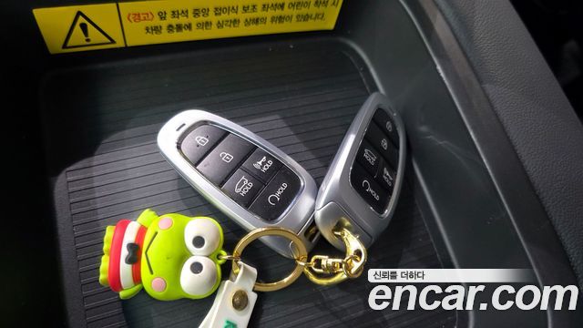 Hyundai Staria L3.5  Kinder Safety Car 11-Seater 2024 — фото 18