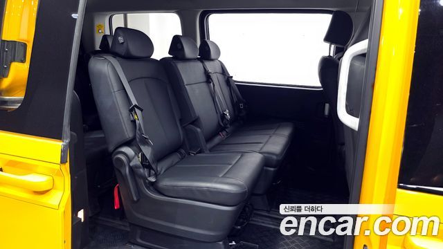 Hyundai Staria L3.5  Kinder Safety Car 11-Seater 2024 — фото 19