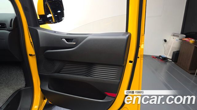 Hyundai Staria L3.5  Kinder Safety Car 11-Seater 2024 — фото 23