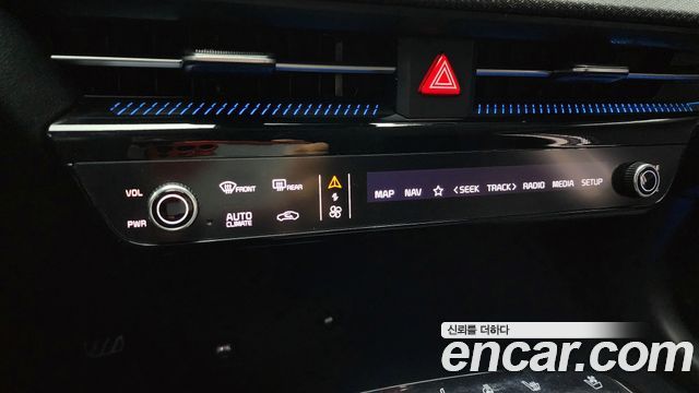 Kia EV6 Long Range Earth 2023 — фото 17