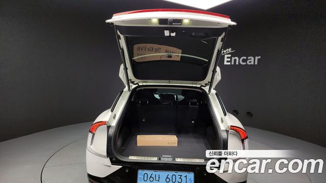 Kia EV6 Long Range Earth 2023 — фото 20