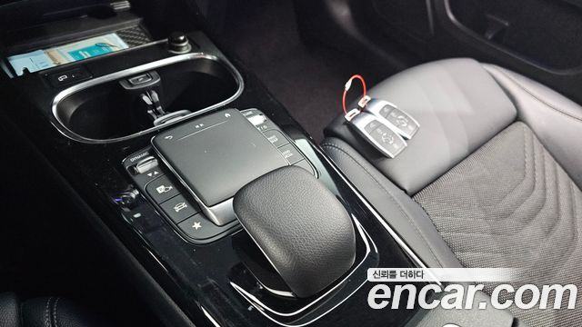 Mercedes-Benz A-Class (W177) A220 Sedan 2020 — фото 9