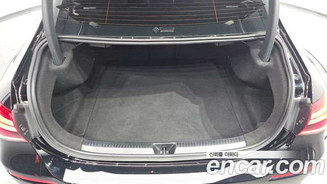 Mercedes-Benz A-Class (W177) A220 Sedan 2020 — фото 19