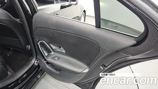 Mercedes-Benz A-Class (W177) A220 Sedan 2020 — фото 20