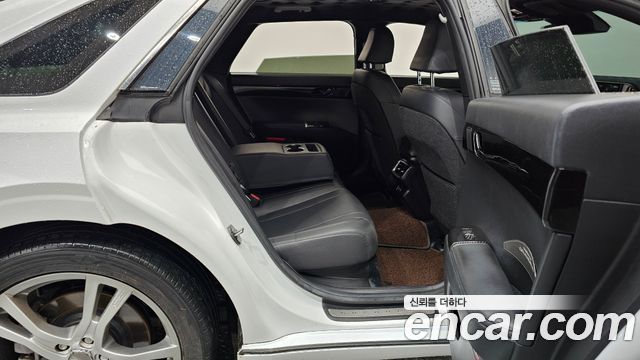 Hyundai Grandeur (GN7) 3.5 LPG 2WD (Taxi) Deluxe 2023 — фото 11
