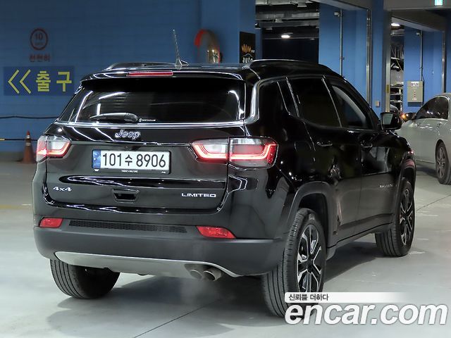 Jeep Compass (II) 2.4 Limitied AWD 2022 — фото 2