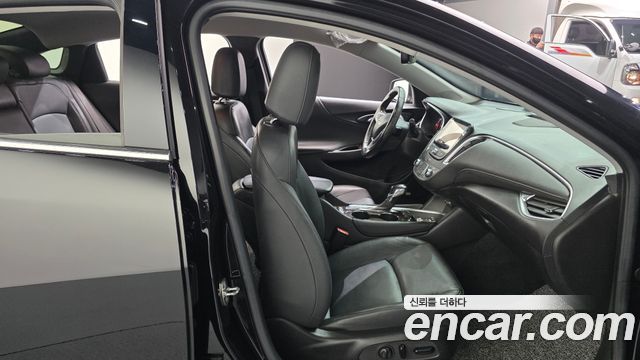 Chevrolet Malibu 2.0 Turbo Redline 2022 — фото 11