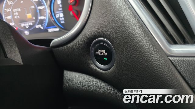 Chevrolet Malibu 2.0 Turbo Redline 2022 — фото 16