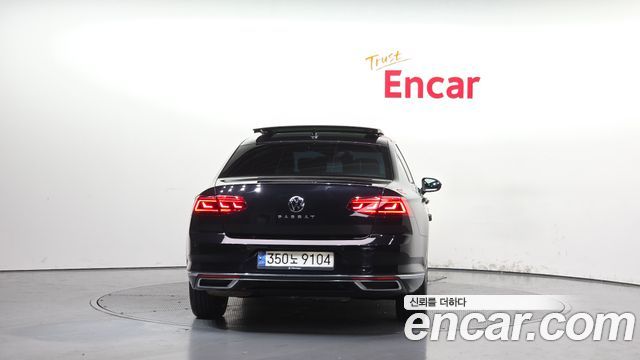 Volkswagen Passat GT (B8) 2.0 TDI Prestige 2022 — фото 4