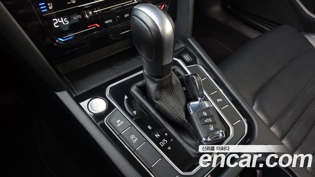 Volkswagen Passat GT (B8) 2.0 TDI Prestige 2022 — фото 9