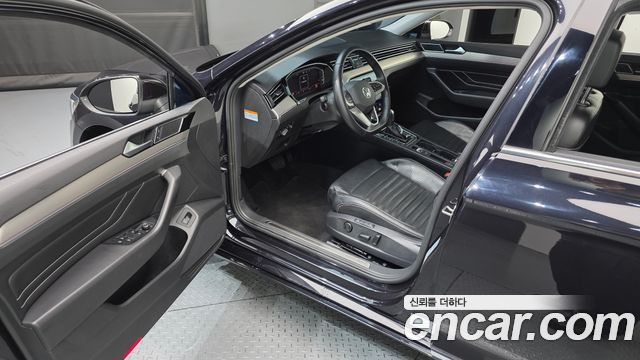 Volkswagen Passat GT (B8) 2.0 TDI Prestige 2022 — фото 10