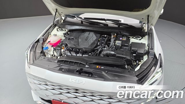 Kia K8 2.5 Gasoline 2WD Noblesse 2023 — фото 6