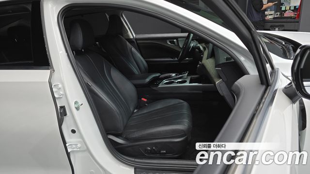 Kia K8 2.5 Gasoline 2WD Noblesse 2023 — фото 11