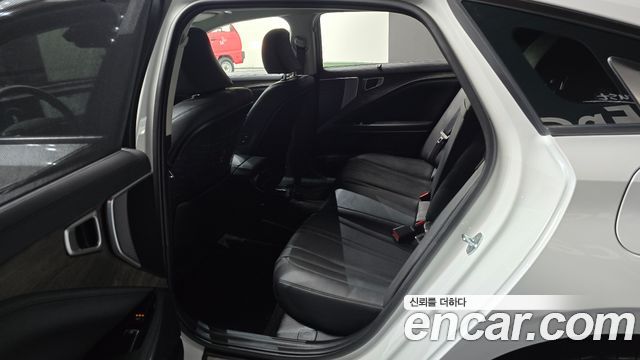 Kia K8 2.5 Gasoline 2WD Noblesse 2023 — фото 26