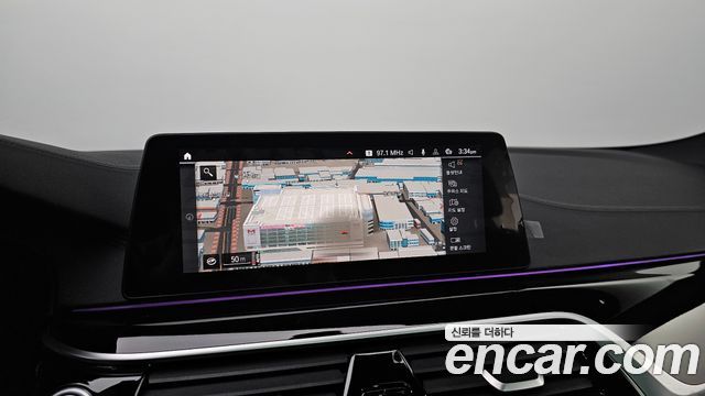 BMW 5 Series (G30) 520d xDrive M Sport Package Plus 2020 — фото 13