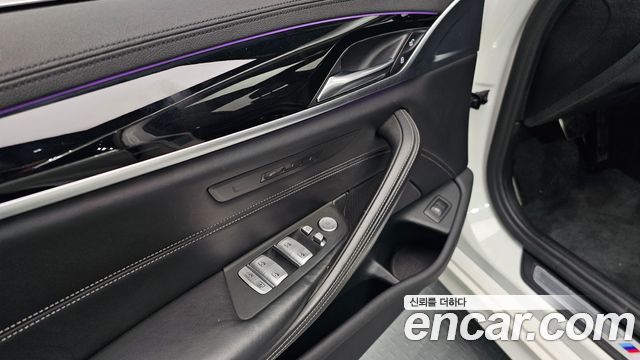 BMW 5 Series (G30) 520d xDrive M Sport Package Plus 2020 — фото 18