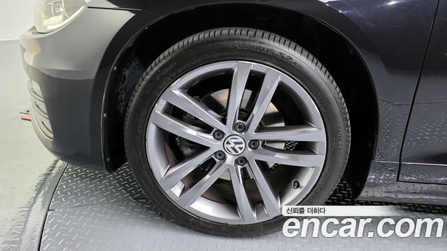 Volkswagen Scirocco 2.0 TDI R-Line 2015 — фото 5