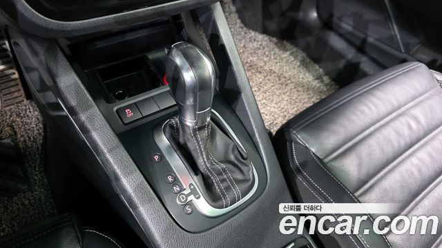 Volkswagen Scirocco 2.0 TDI R-Line 2015 — фото 9